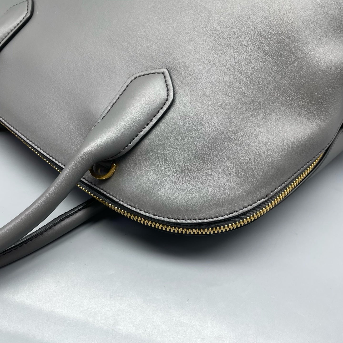 Prada - Other - Leather - Grey - (medium)