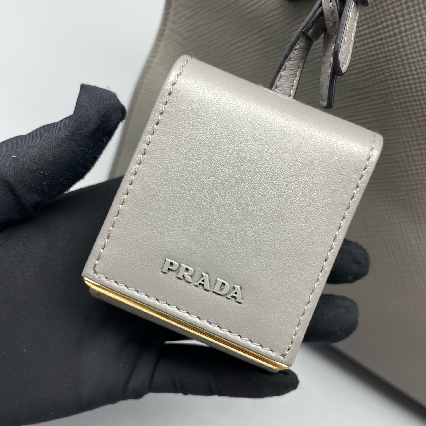 Prada - Other - Leather - Grey - (medium)