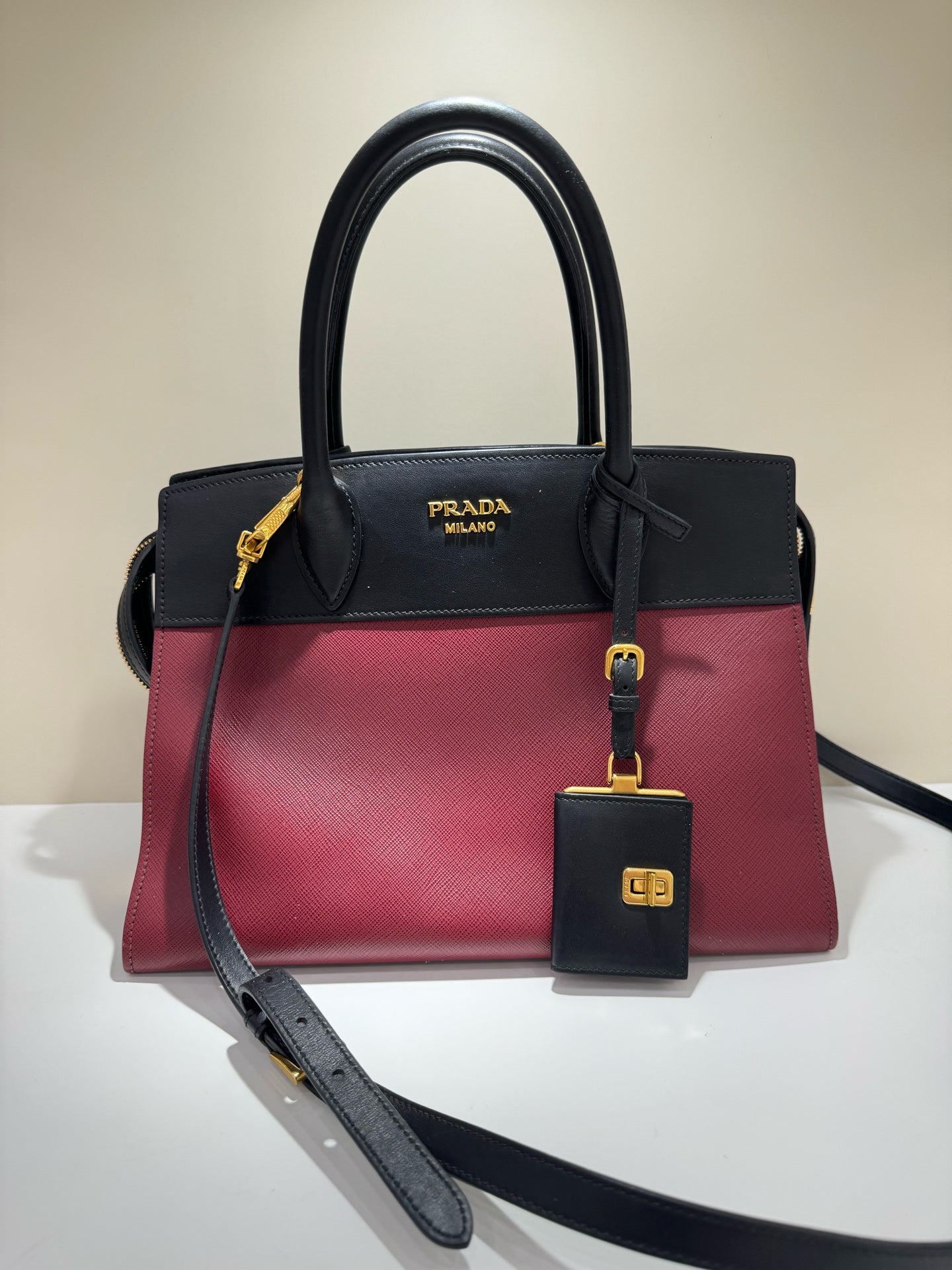 Prada - Other - Leather - Multicolour - (medium)