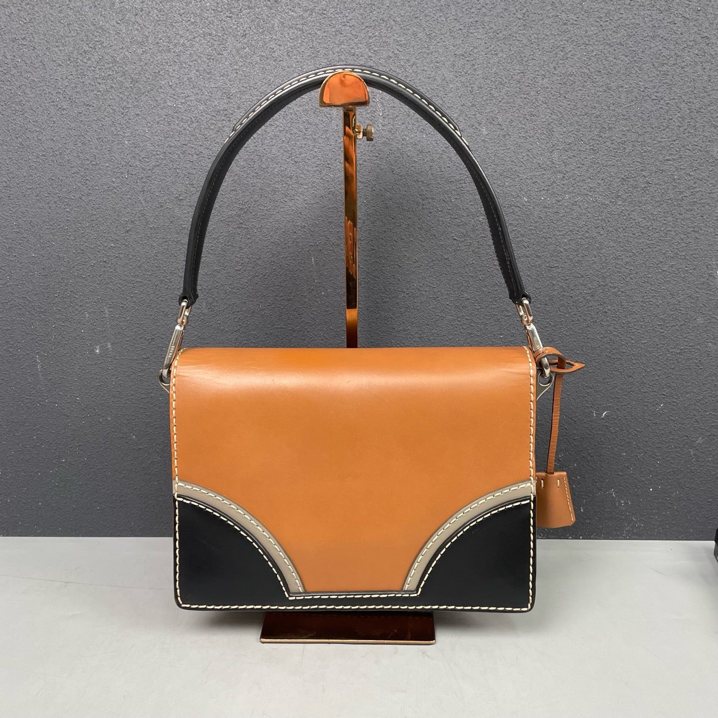 Prada - Other - Leather - Multicolour (Tan, Black, Grey) - (medium)