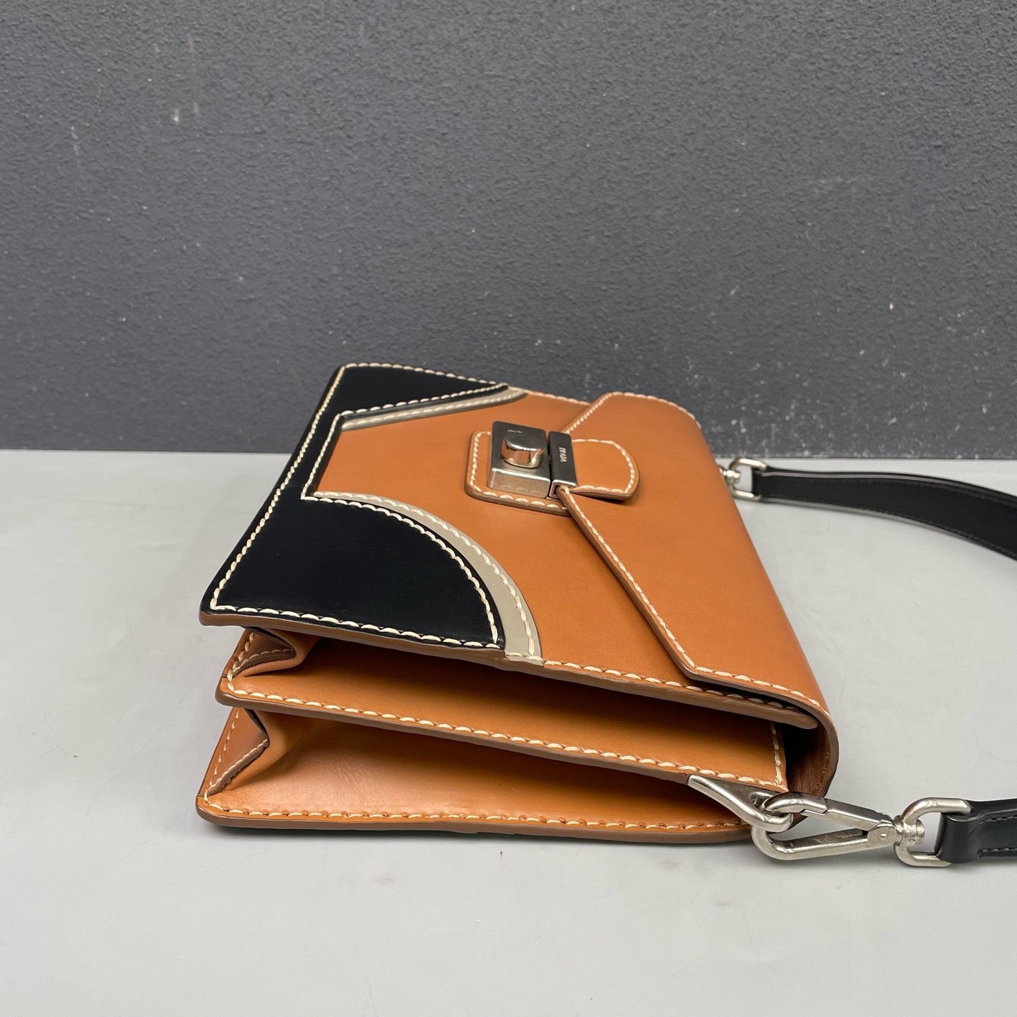 Prada - Other - Leather - Multicolour (Tan, Black, Grey) - (medium)