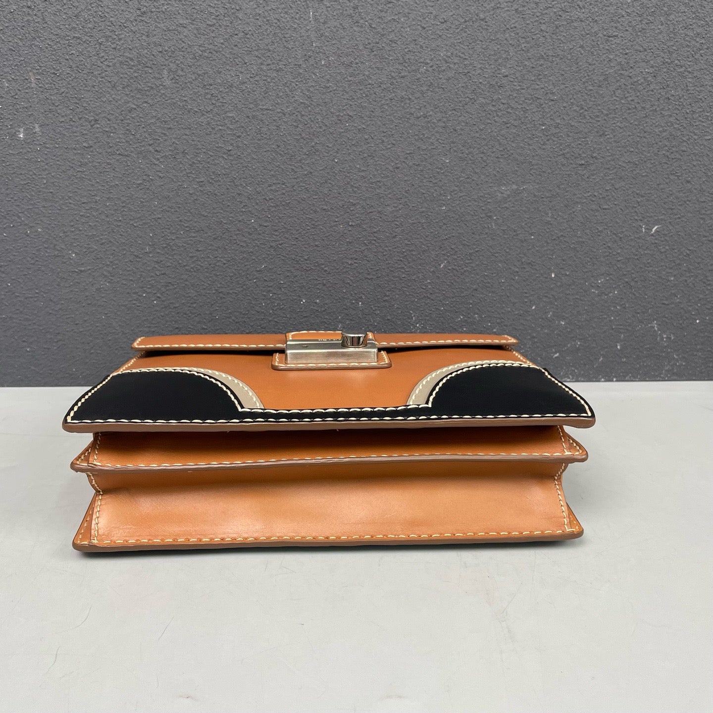 Prada - Other - Leather - Multicolour (Tan, Black, Grey) - (medium)