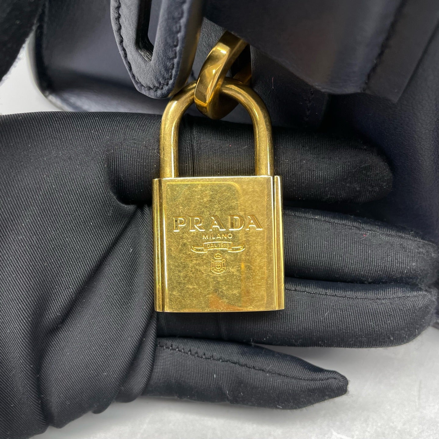 Prada - Other - Leather - Navy - (medium)