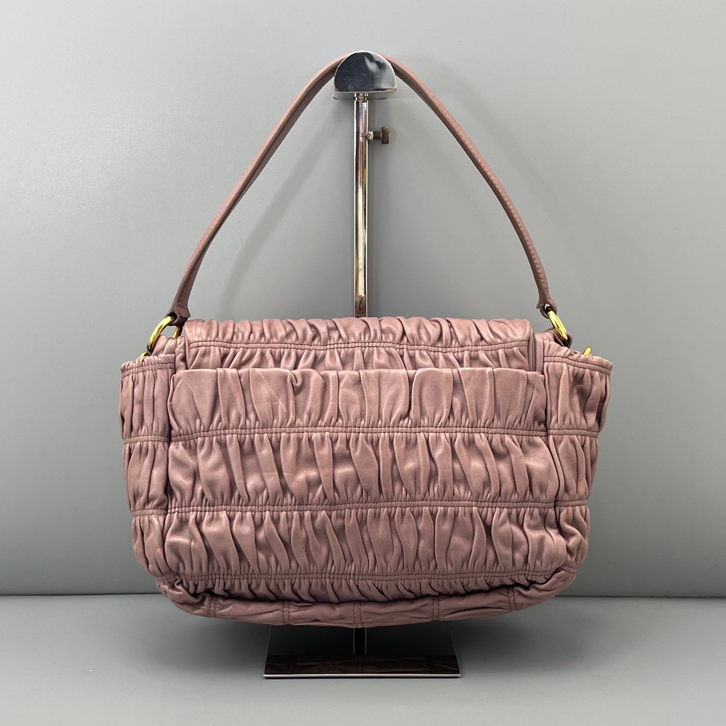 Prada - Other - Leather - Pink - (medium)