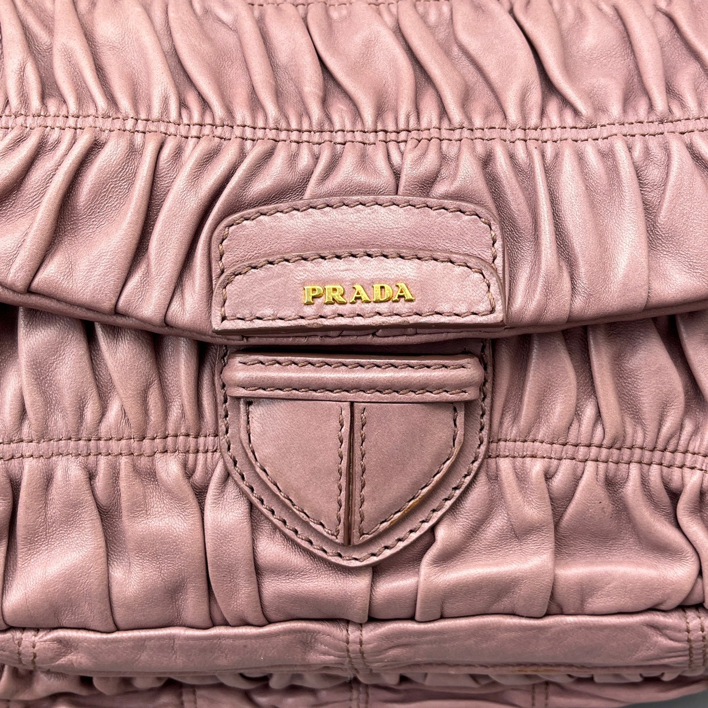 Prada - Other - Leather - Pink - (medium)