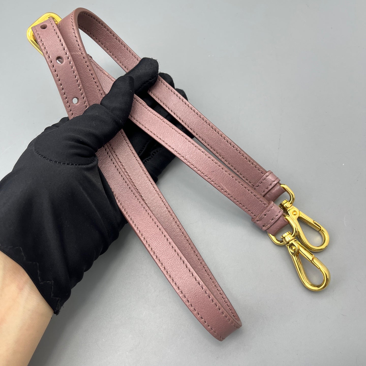 Prada - Other - Leather - Pink - (medium)