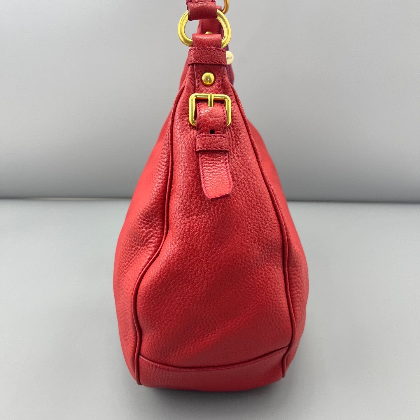 Prada - Other - Leather - Red - (medium)