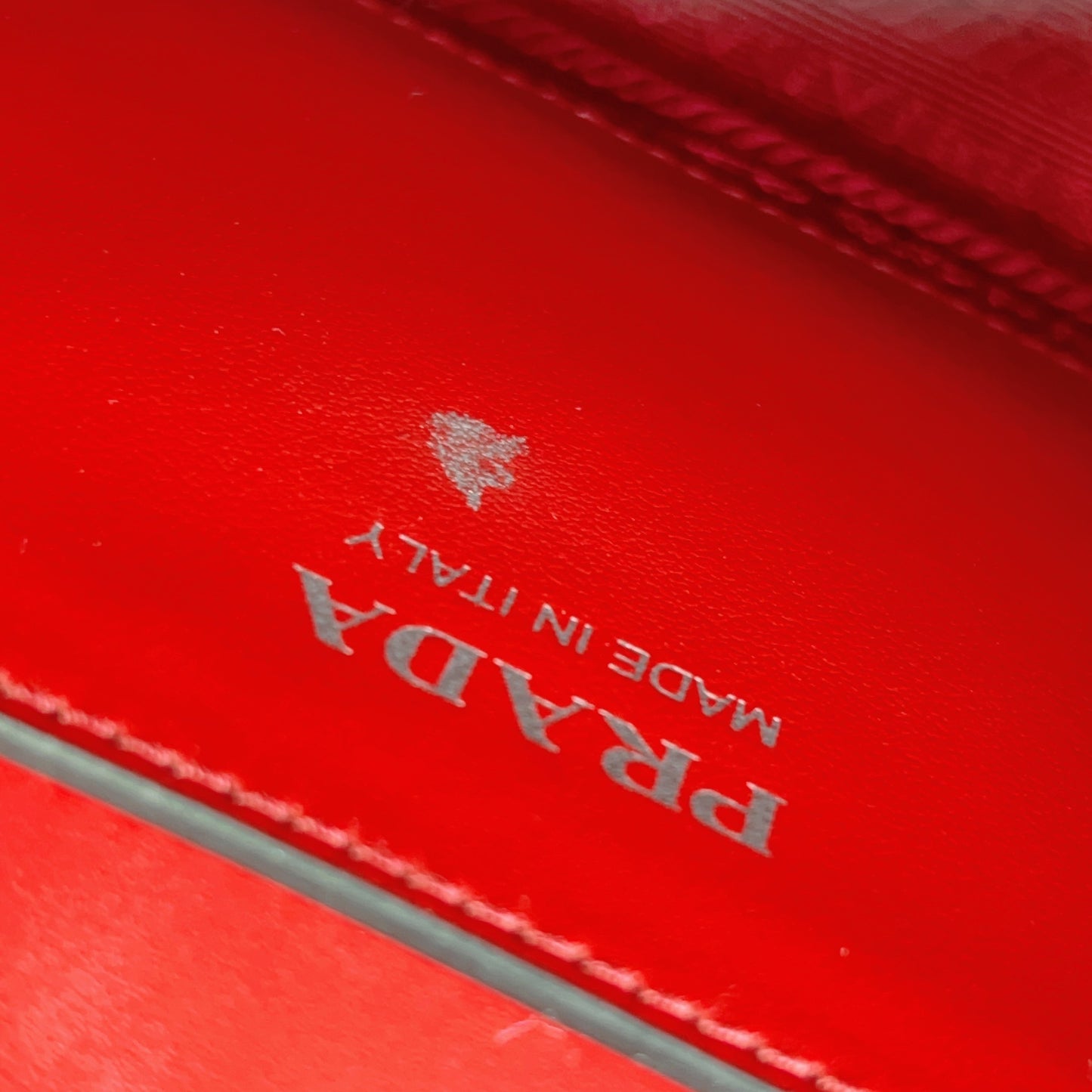 Prada - Other - Leather - Red - (small)