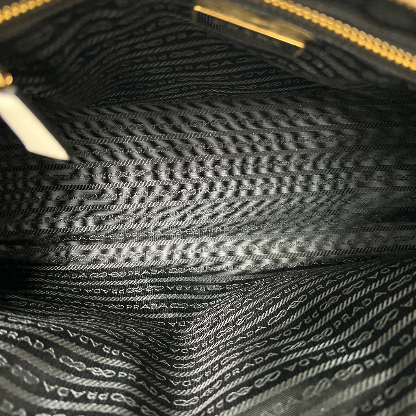 Prada - Other - Leather - White - (large)