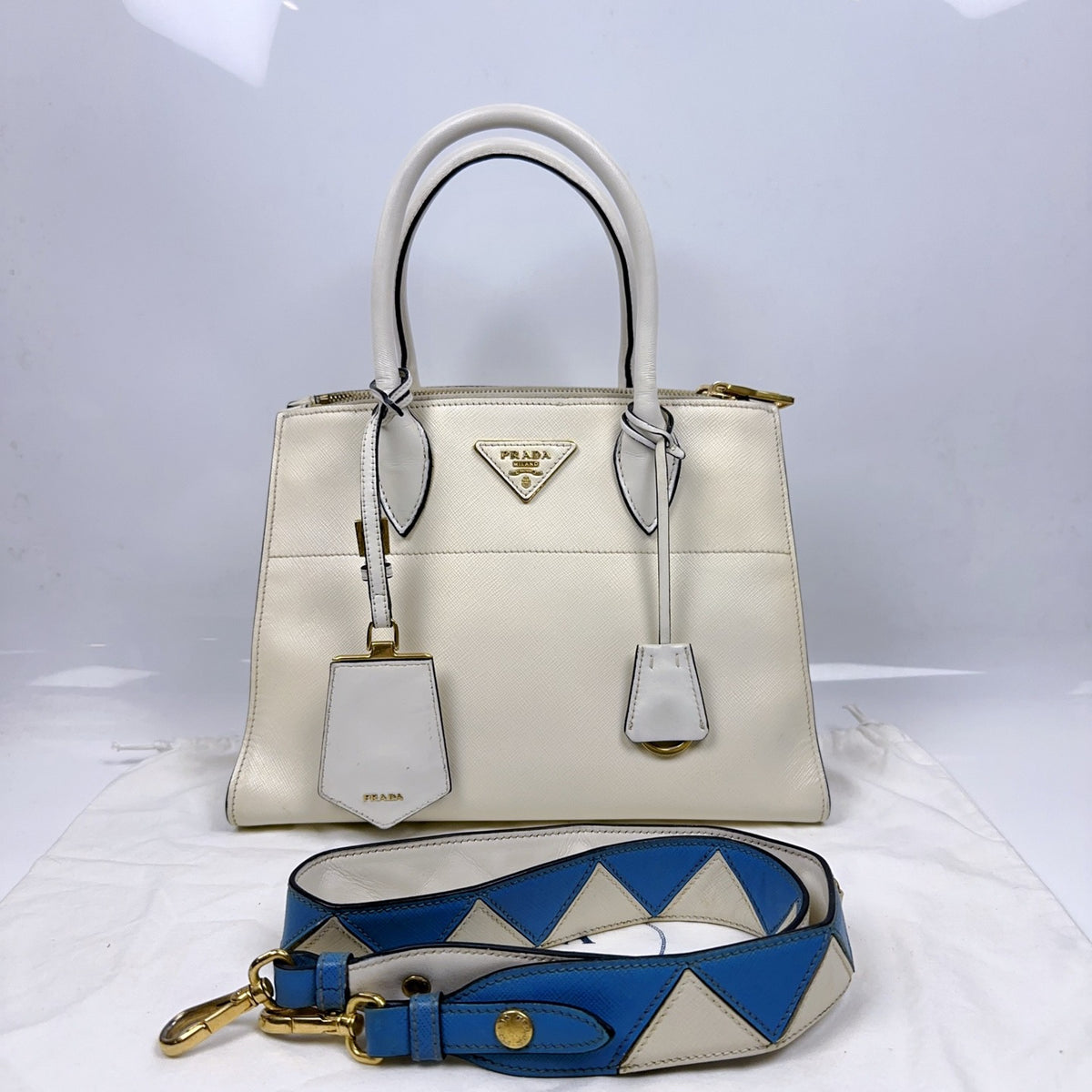 Prada - Other - Leather - White - (Medium)