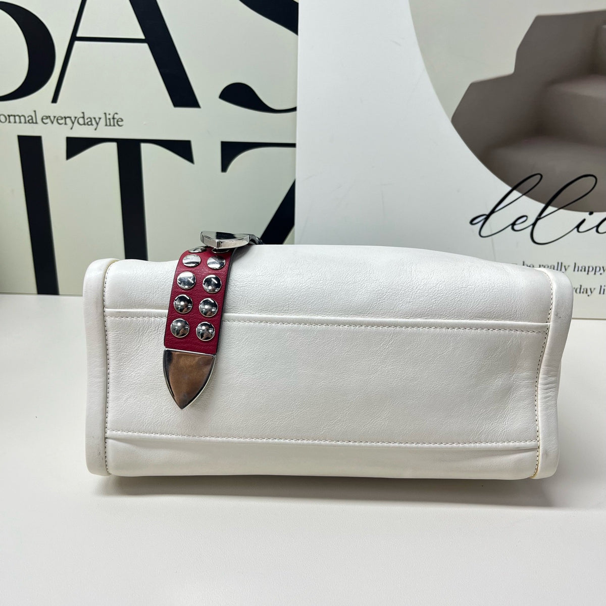 Prada - Other - Leather - White - (medium)