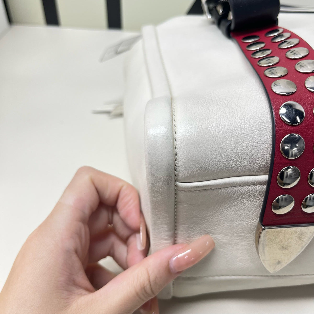 Prada - Other - Leather - White - (medium)