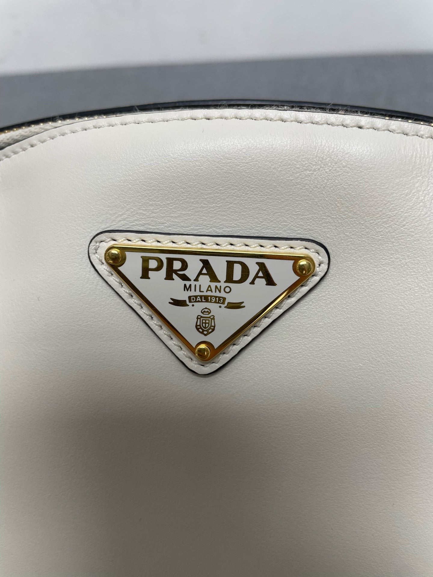 Prada - Other - Leather - White - (small)