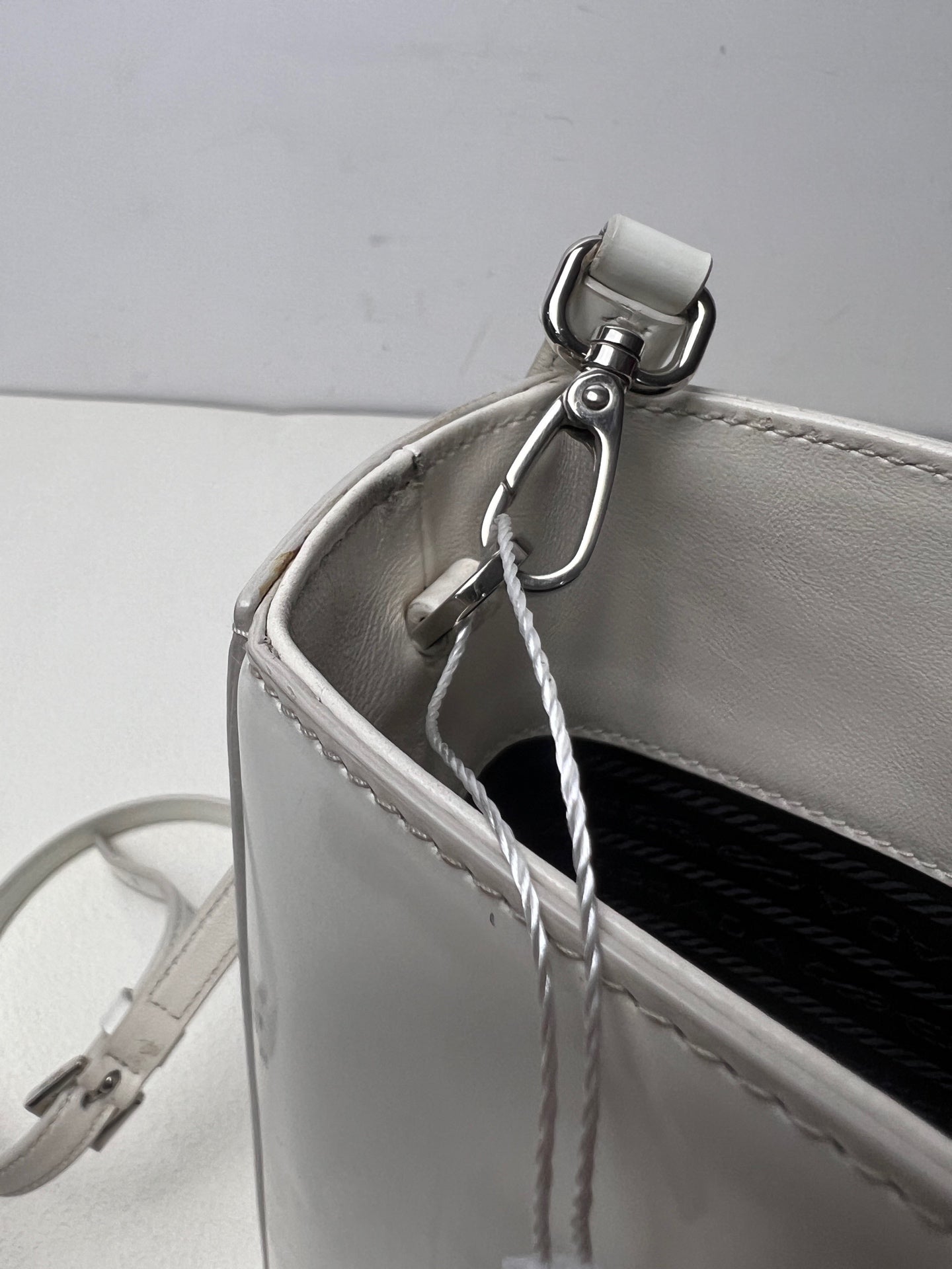 Prada - Other - Leather - White - (small)