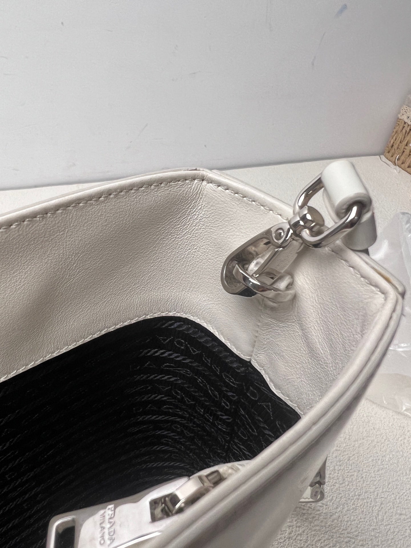 Prada - Other - Leather - White - (small)