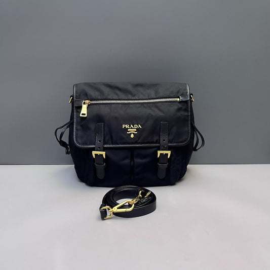 Prada - Other - Nylon with Saffiano leather accents - Black - (medium)