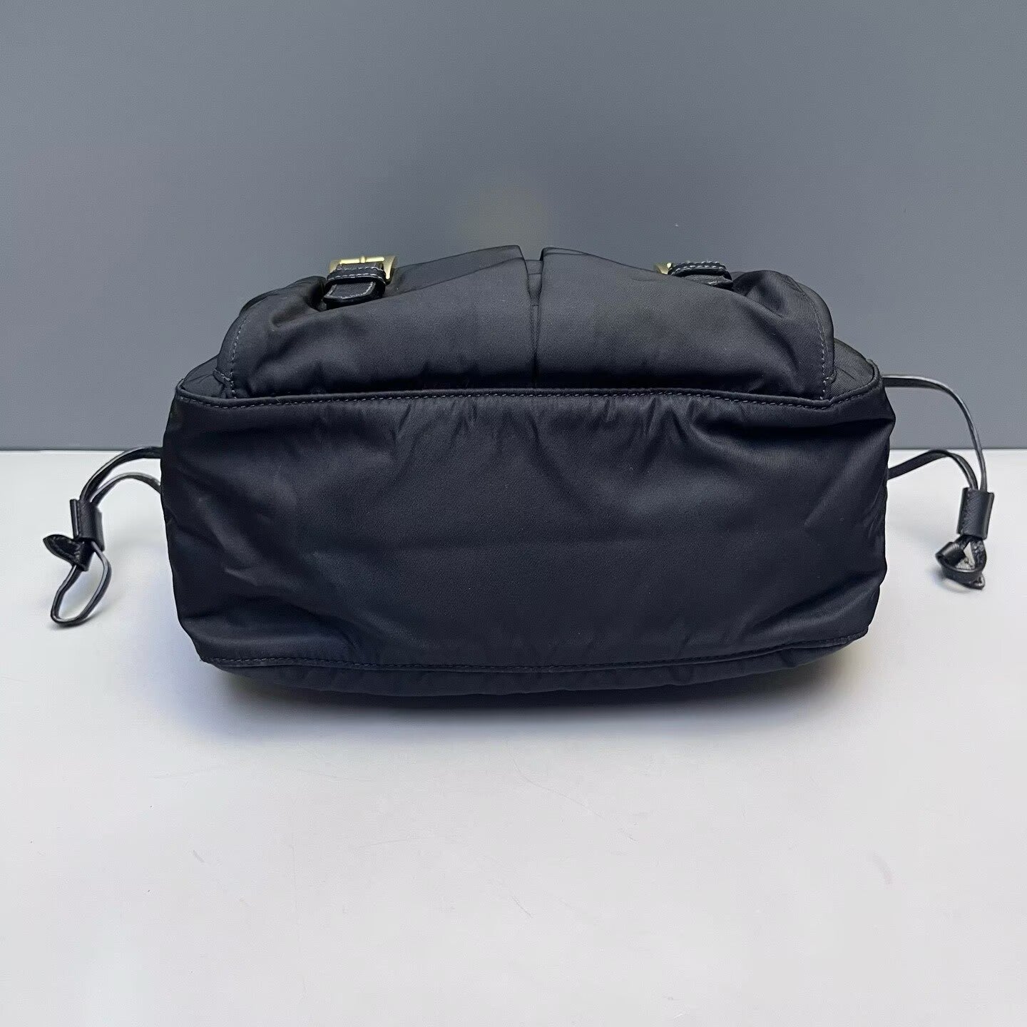 Prada - Other - Nylon with Saffiano leather accents - Black - (medium)