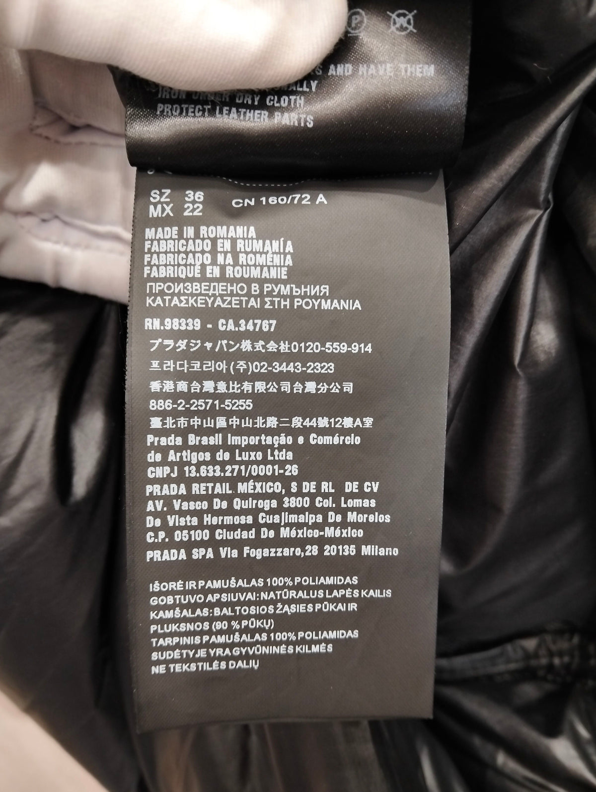 Prada - Other - Polyamide - Black - (36)
