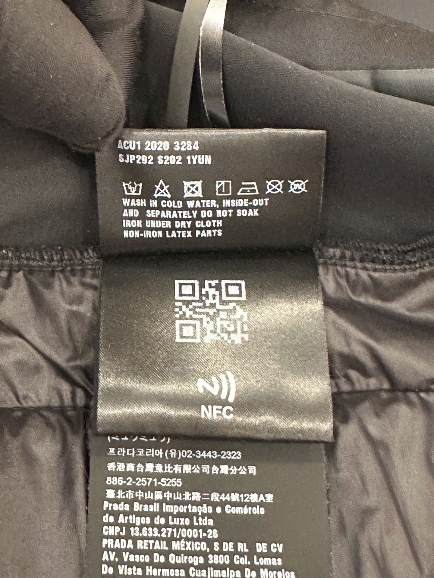Prada - Other - Polyamide - Black - (XL)
