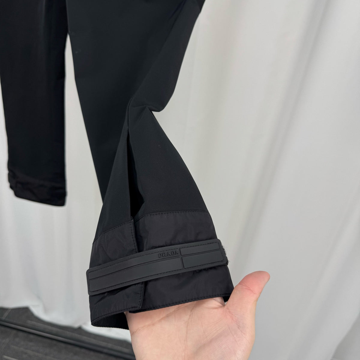 Prada - Other - Polyester - Black - (44)