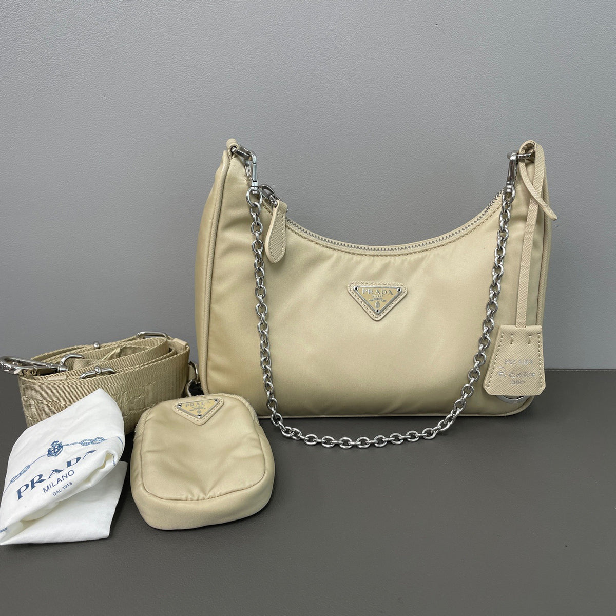 Prada - Other - Synthetic - Beige