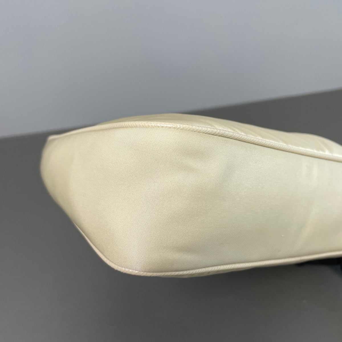 Prada - Other - Synthetic - Beige