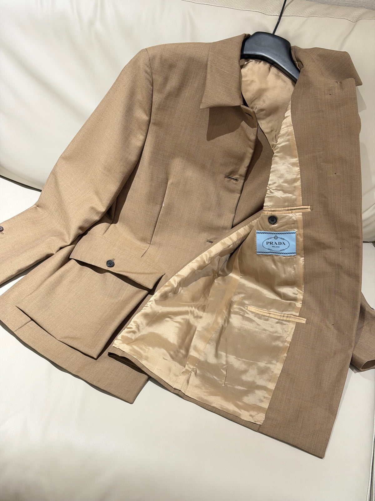 Prada - Other - Wool - Beige - (38)