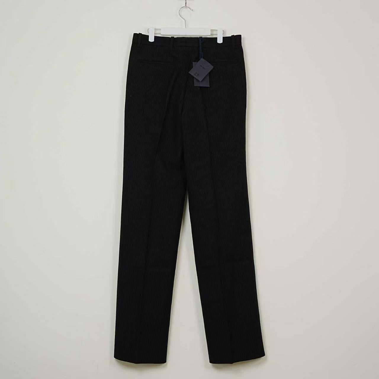 Prada - Other - Wool - Black - (46)