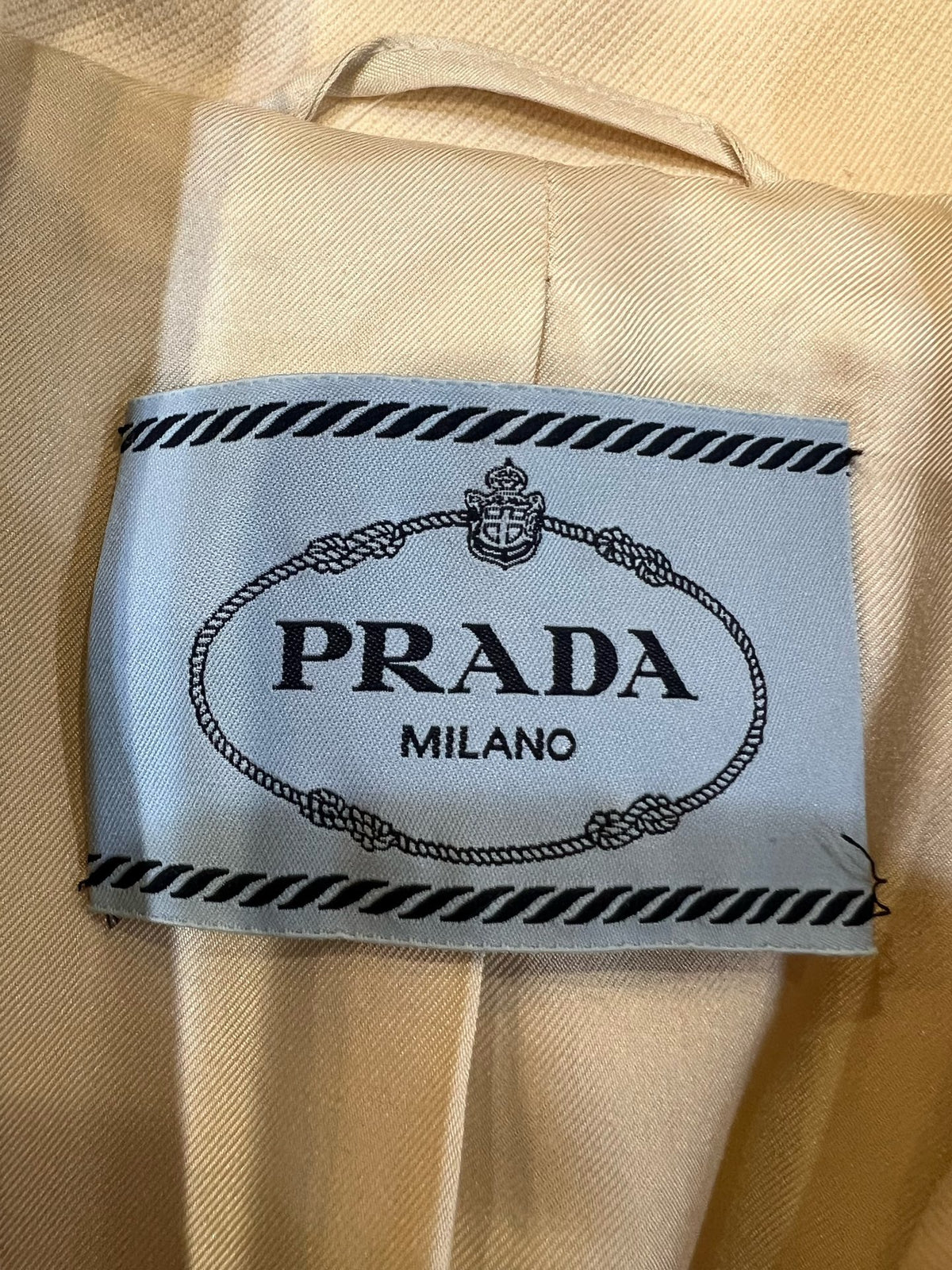Prada - Other - Wool - White - (42)