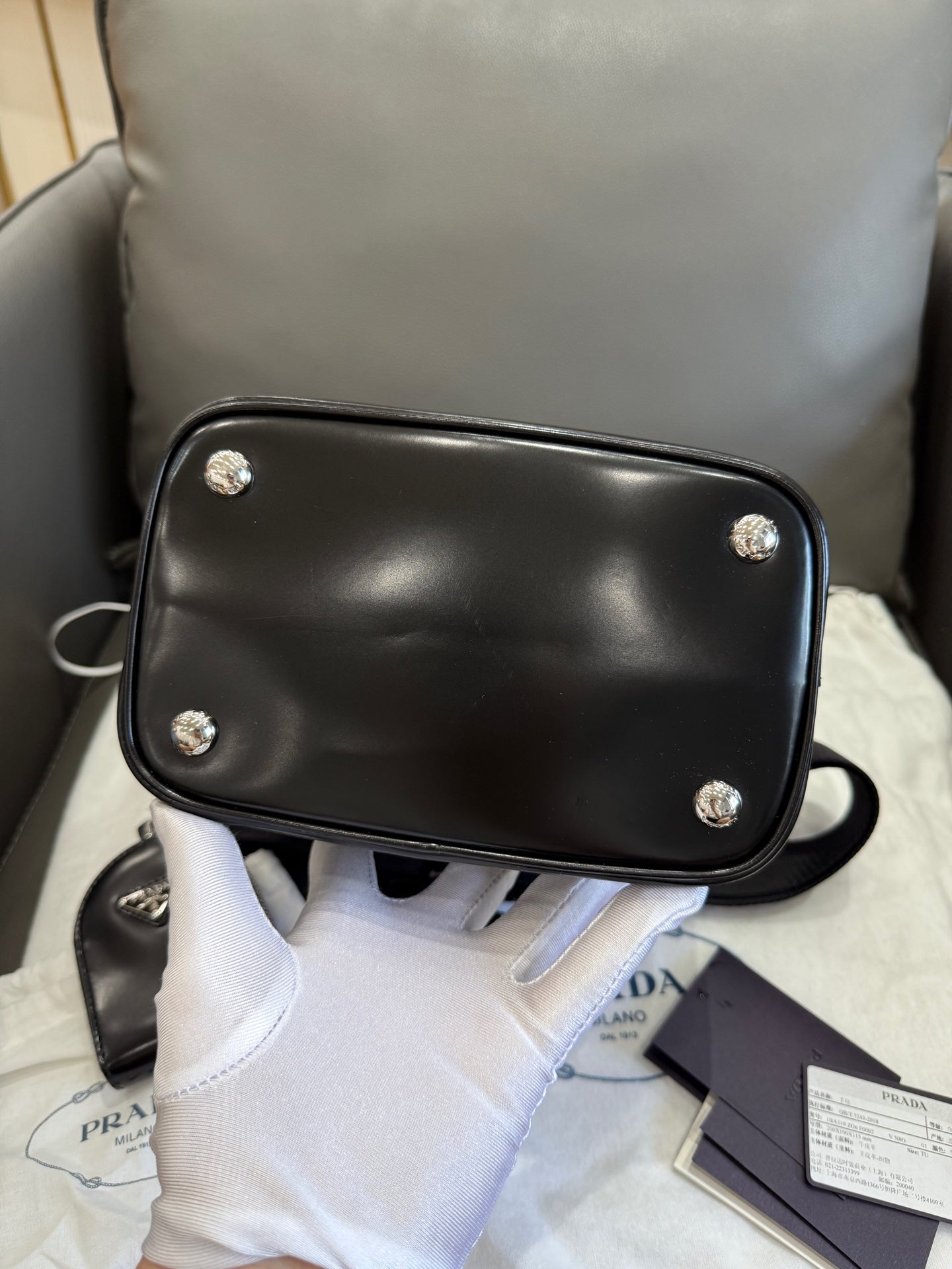 Prada - Panier Bucket Bag - Patent leather - Black - (Medium)