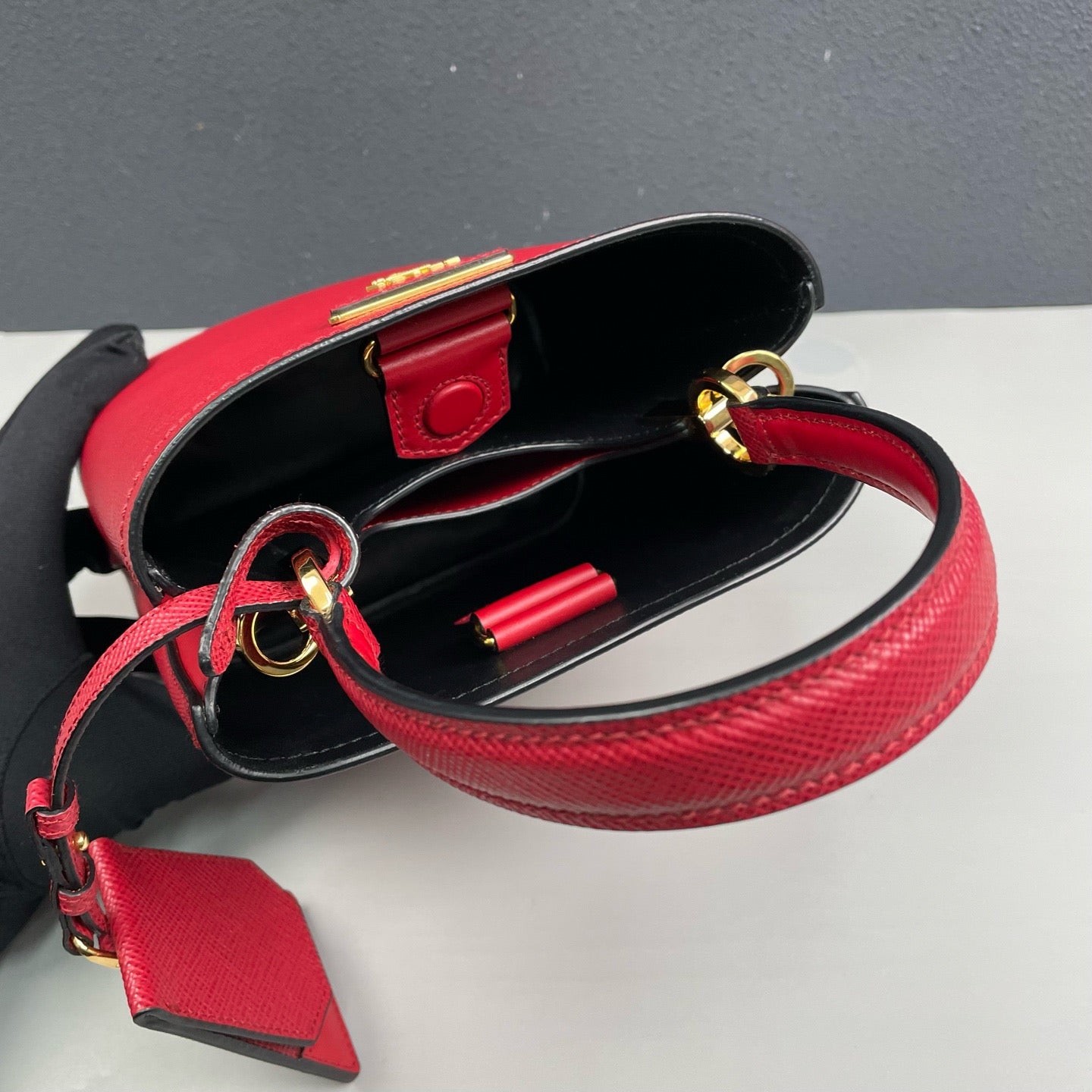 Prada - Panier Bucket Bag - Saffiano leather - Red - (mini)