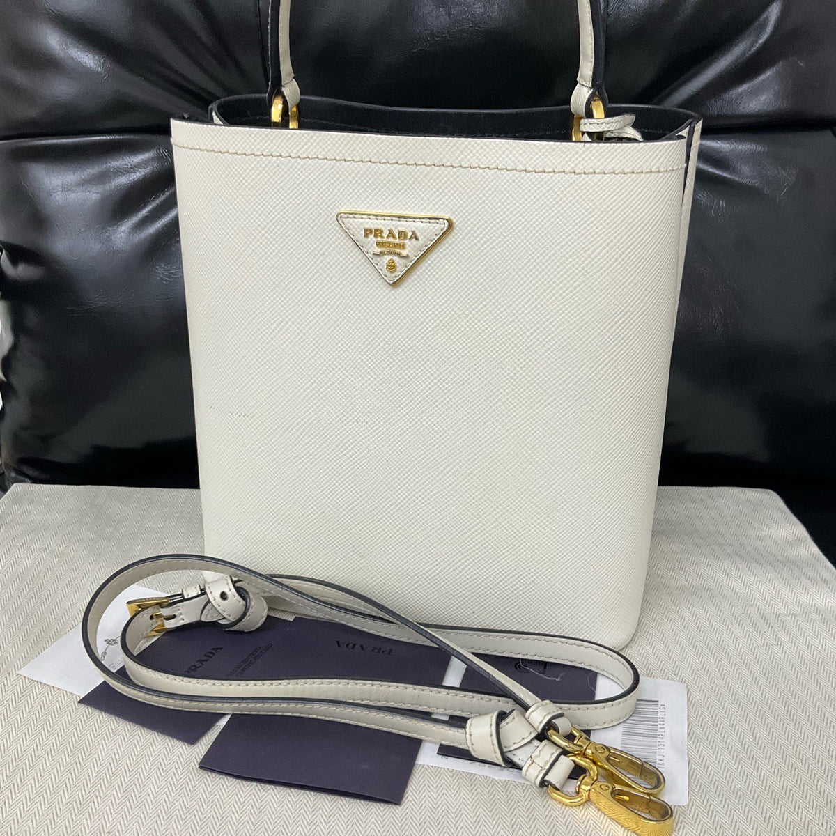 Prada - Panier - Leather - Beige - (Small)
