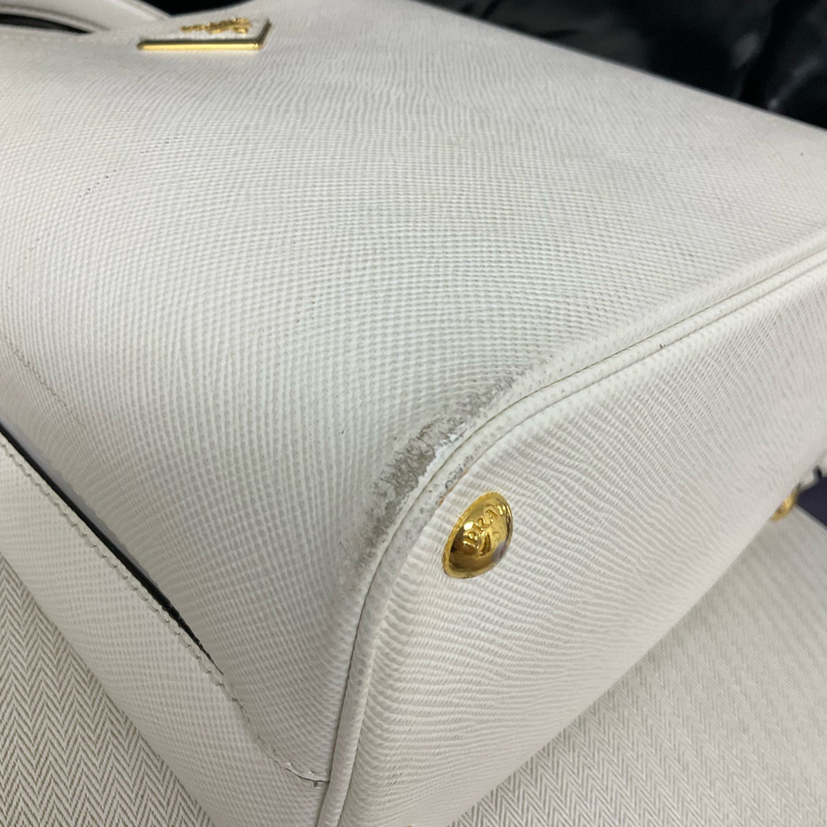 Prada - Panier - Leather - Beige - (Small)