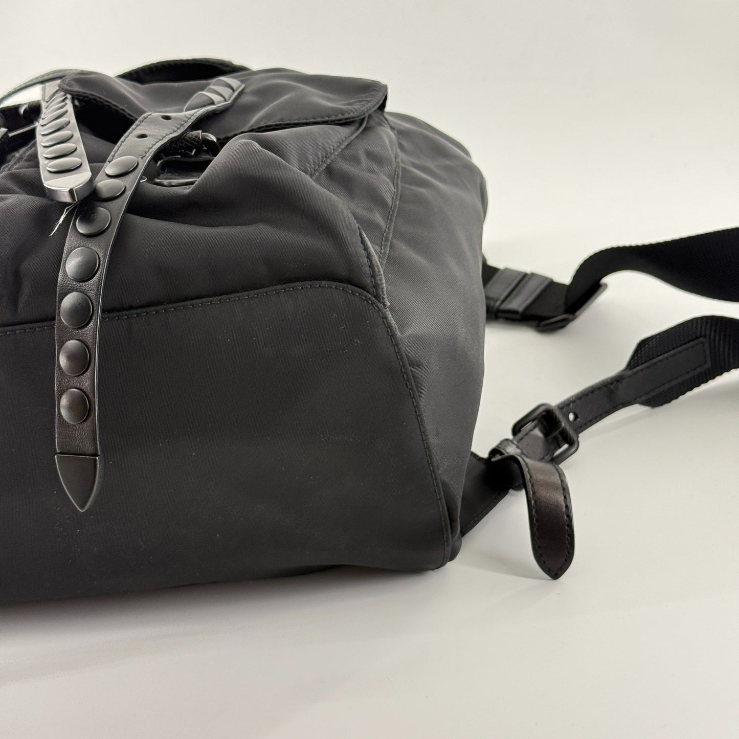 Prada - Parachute Backpack - Polyamide - Black - (Medium)