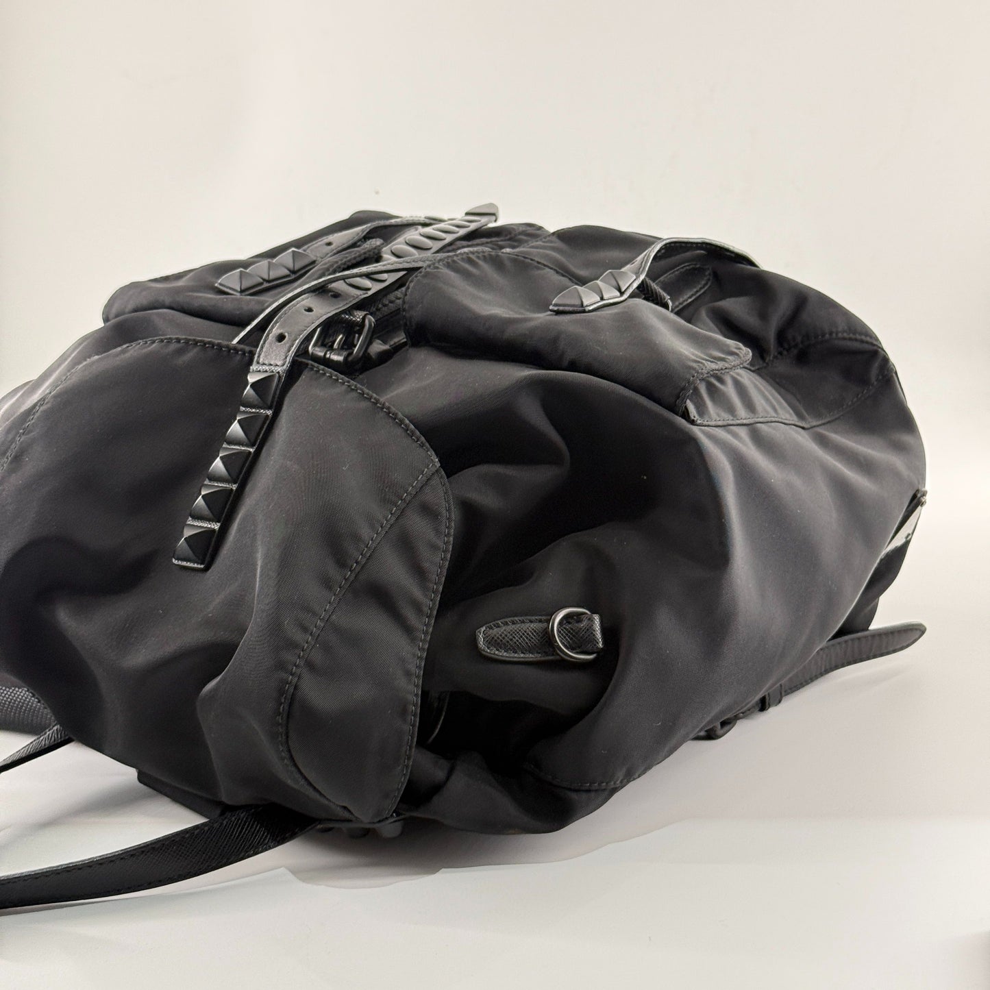 Prada - Parachute Backpack - Polyamide - Black - (Medium)