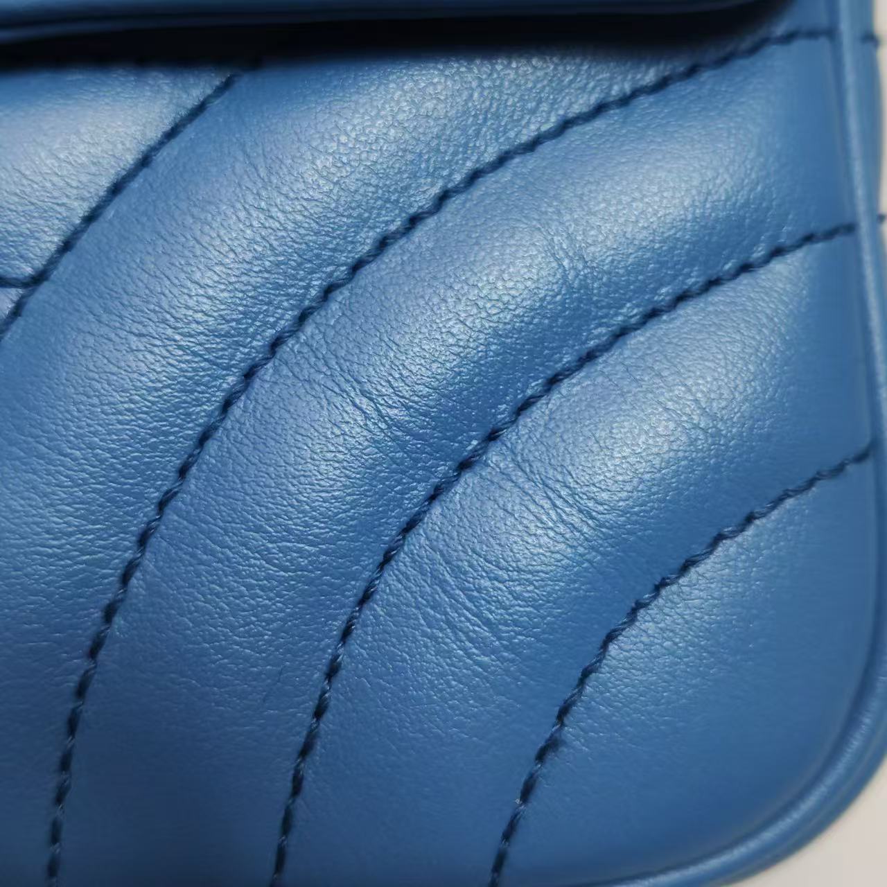 Prada - Quilted Chain Shoulder Bag - Leather - Blue - (Small)