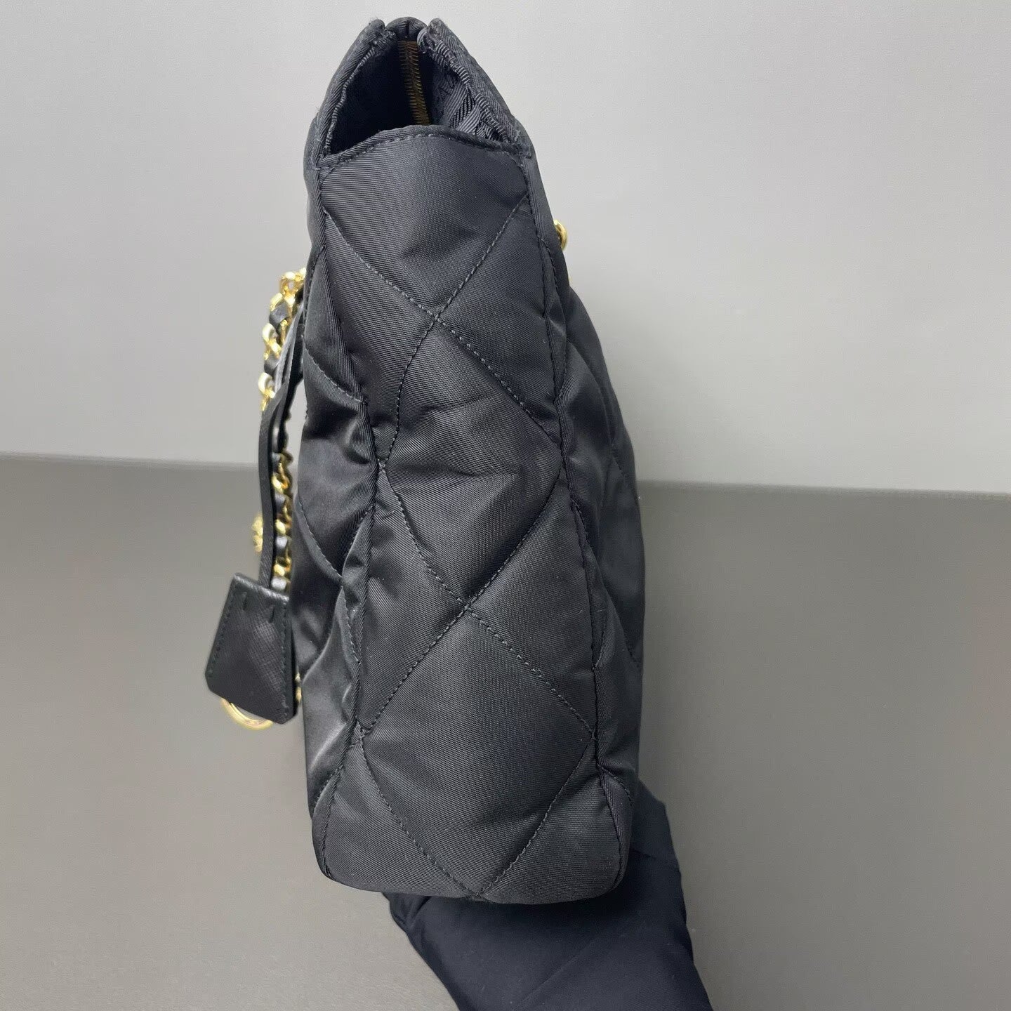 Prada - Quilted Chain Tote Bag - Polyamide - Black - (medium)
