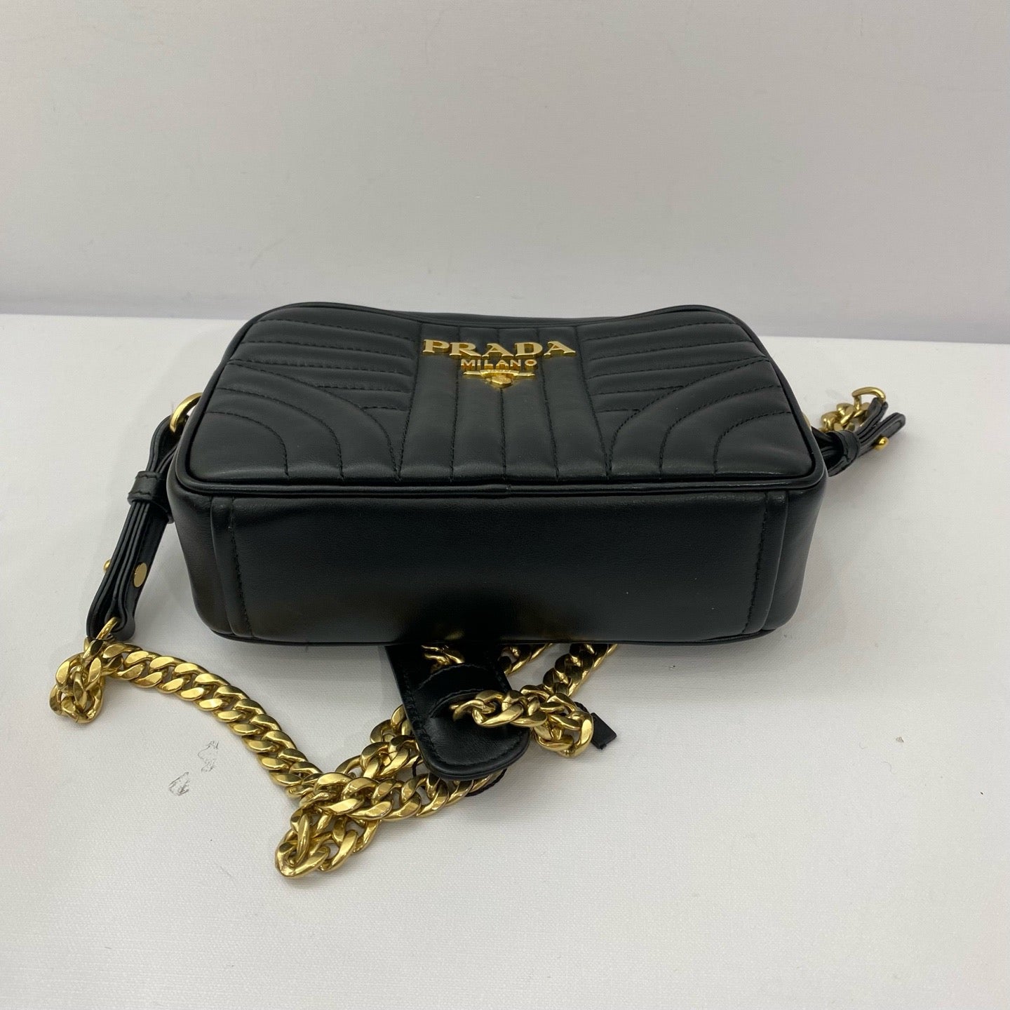 Prada - Quilted Leather Camera Bag - Leather - Black - (Small)