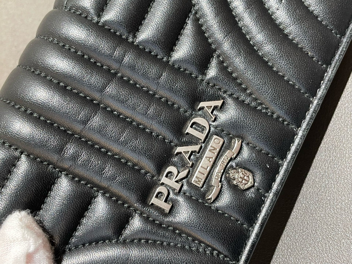 Prada - Quilted Leather Wallet on Chain (WOC) - Leather - Black - (mini)