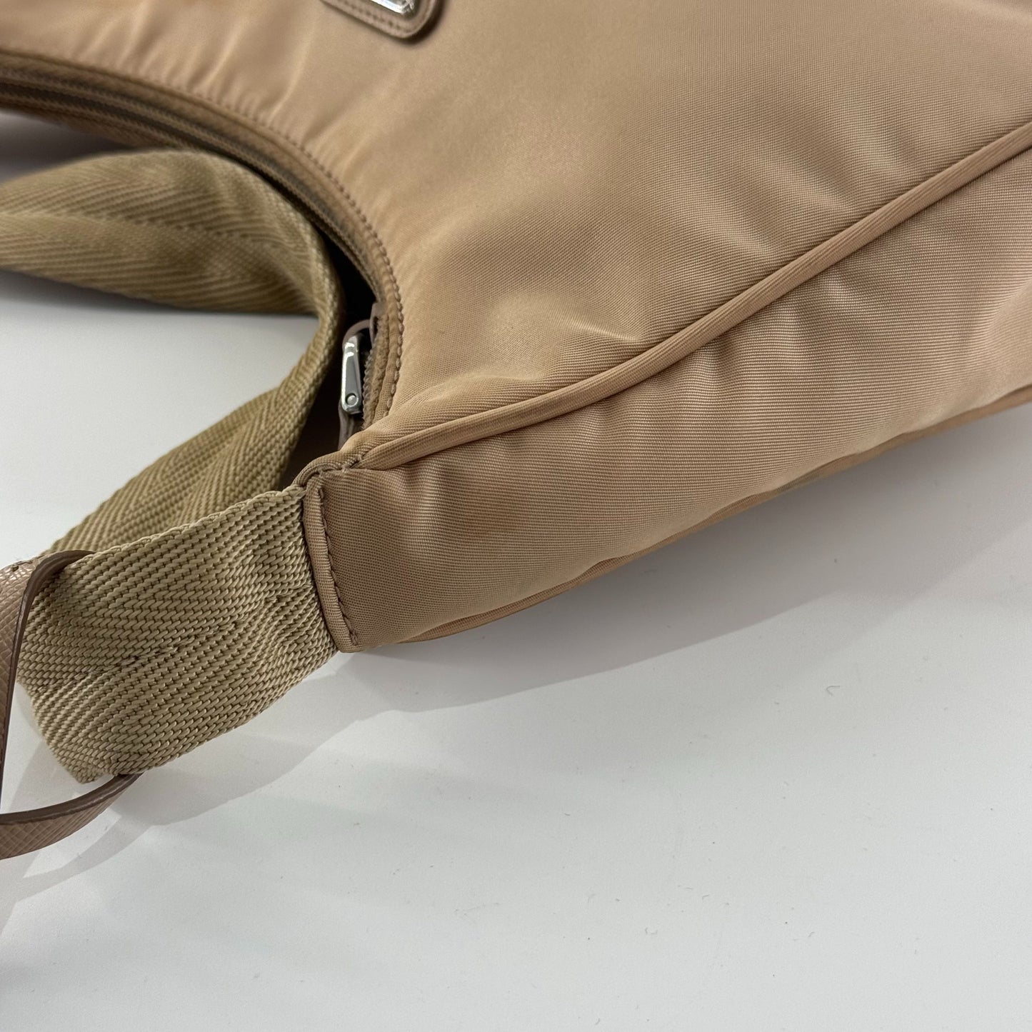Prada - Re-Edition 2000 - Synthetic - Beige - (mini)