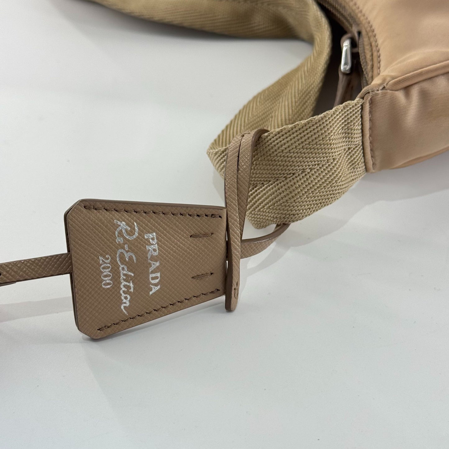 Prada - Re-Edition 2000 - Synthetic - Beige - (mini)