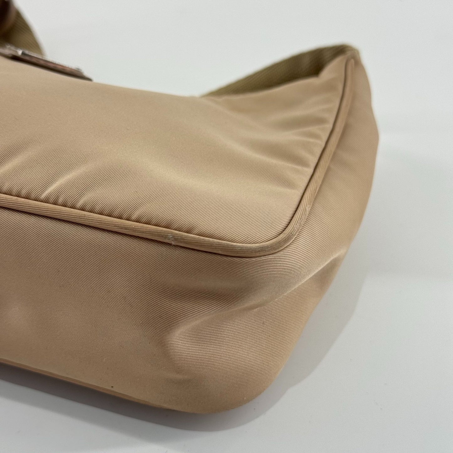 Prada - Re-Edition 2000 - Synthetic - Beige - (mini)