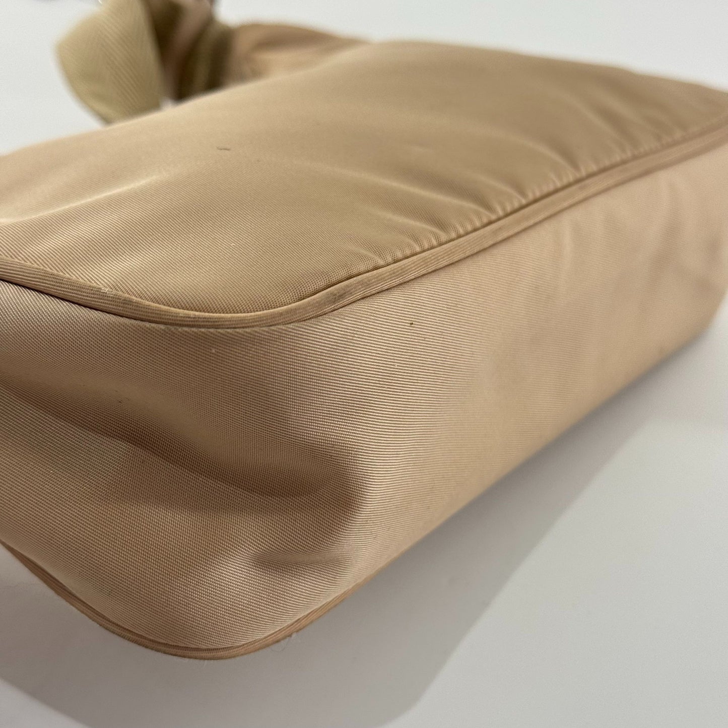 Prada - Re-Edition 2000 - Synthetic - Beige - (mini)