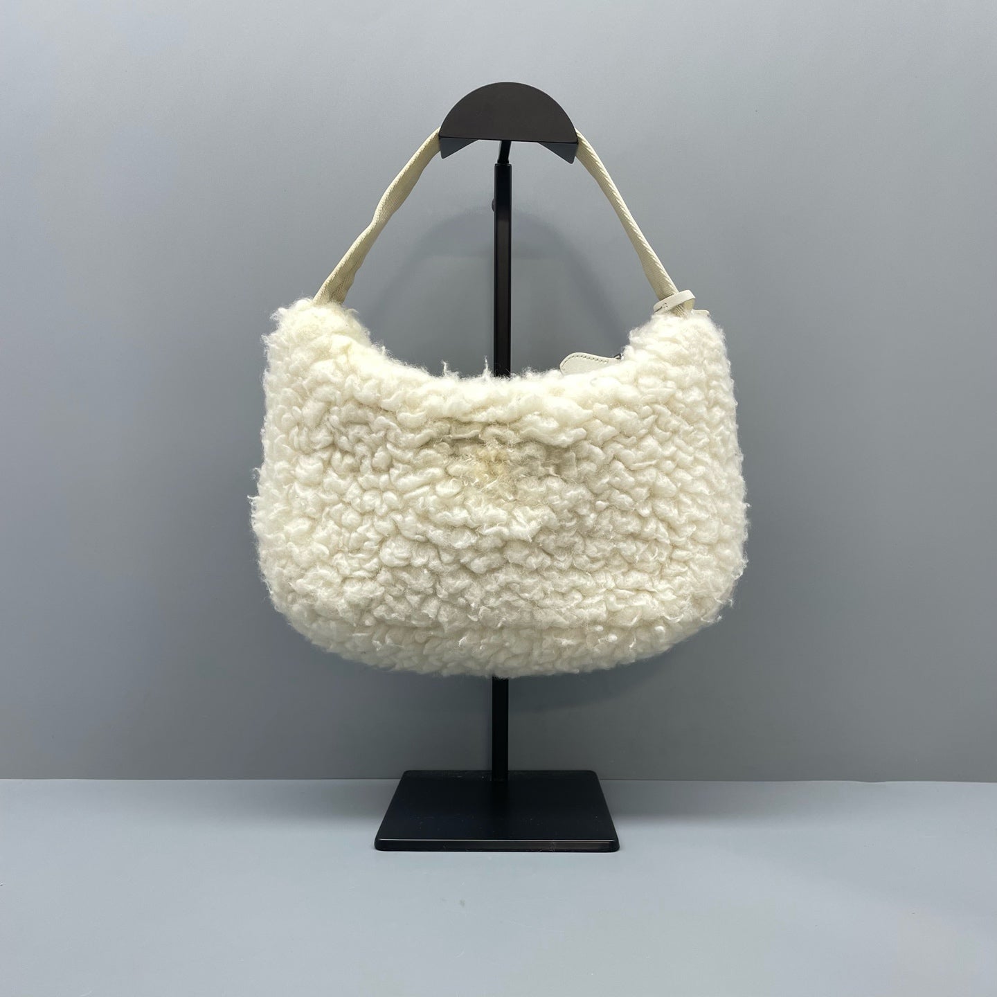 Prada - Re-Edition 2000 - Wool - White - (mini)
