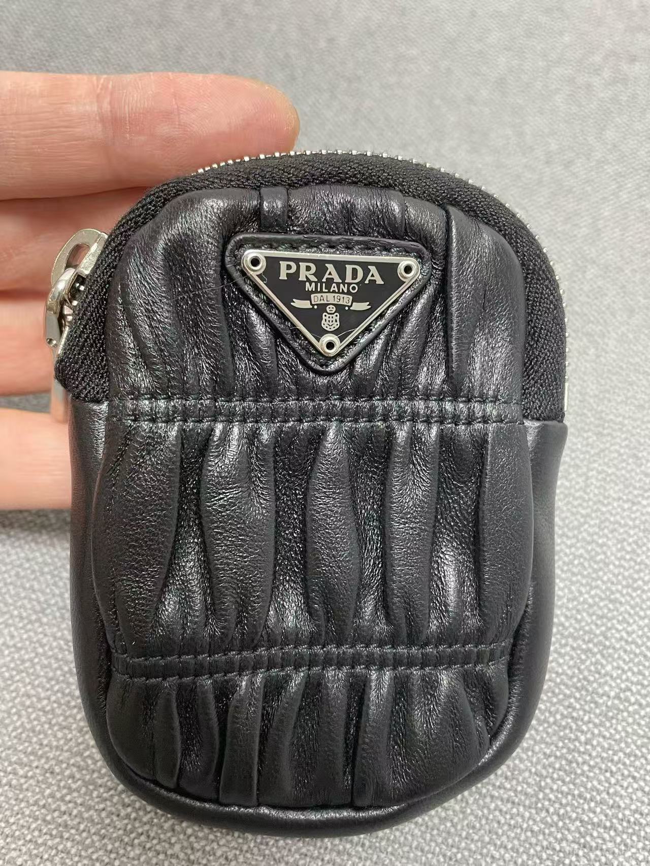 Prada - Re-Edition 2005 3-in-1 Shoulder Bag - Lambskin leather - Black - (Mini)
