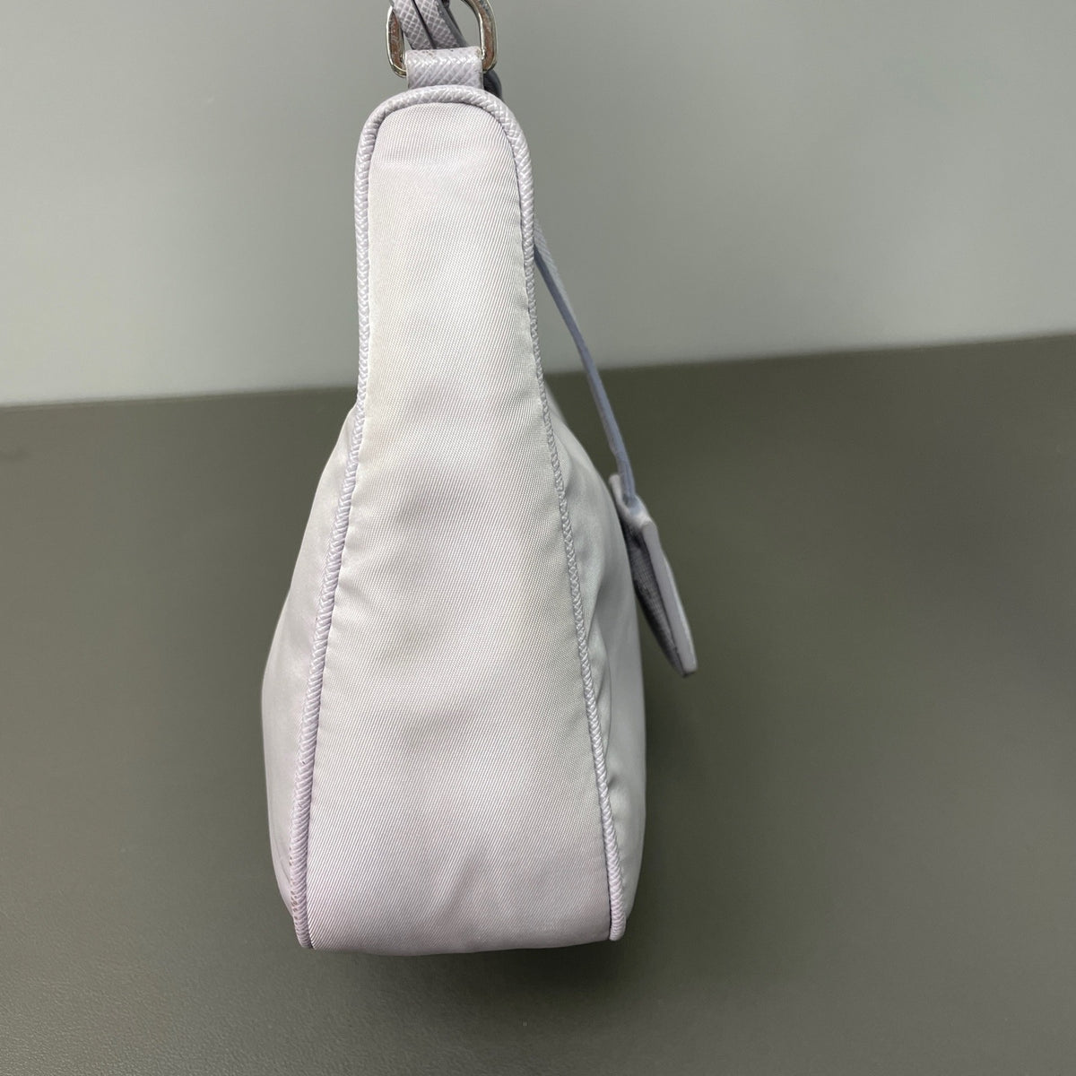 Prada - Re-Edition 2005 - Cloth - Purple