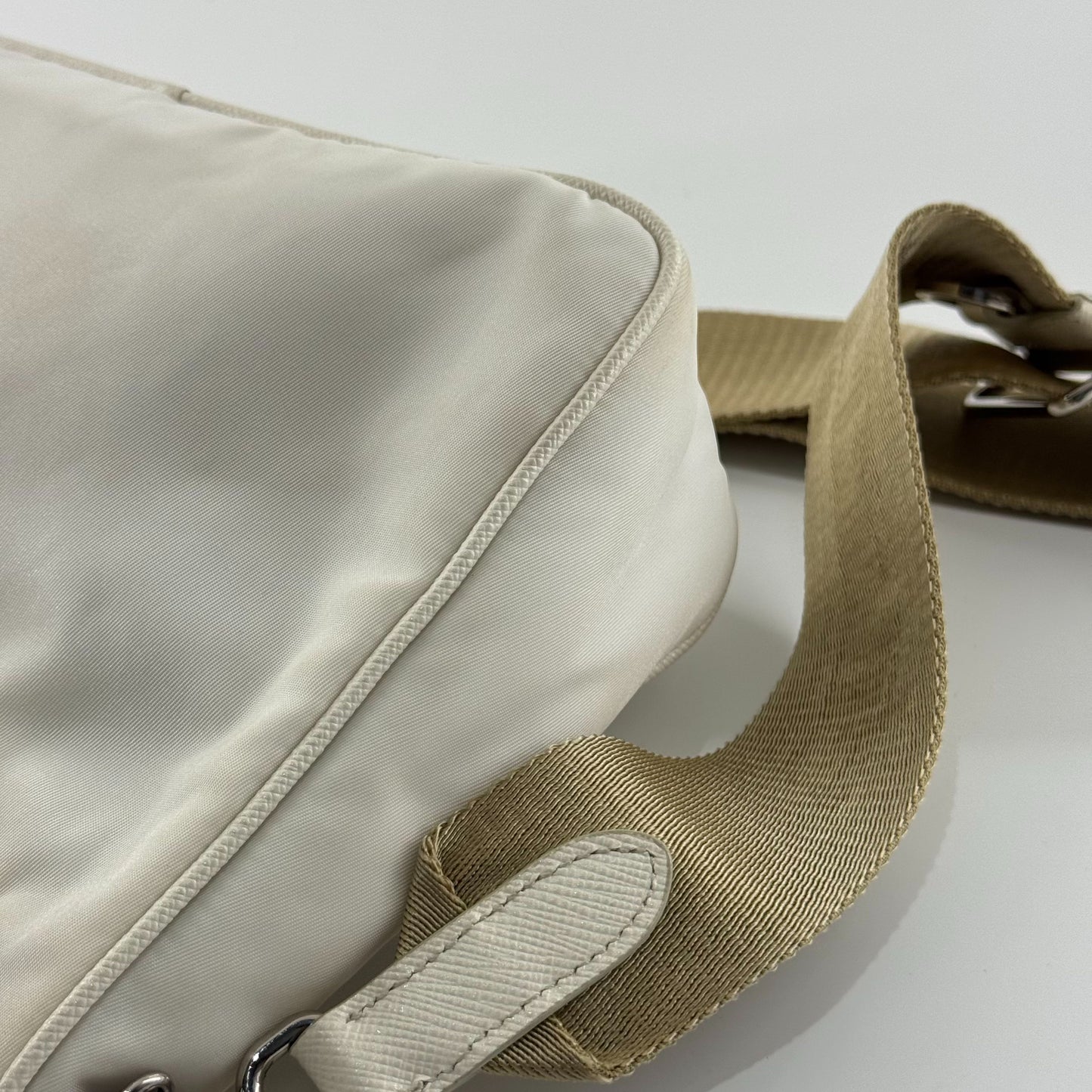Prada - Re-Edition 2005 Hobo Bag - Re-Nylon - White - (mini)