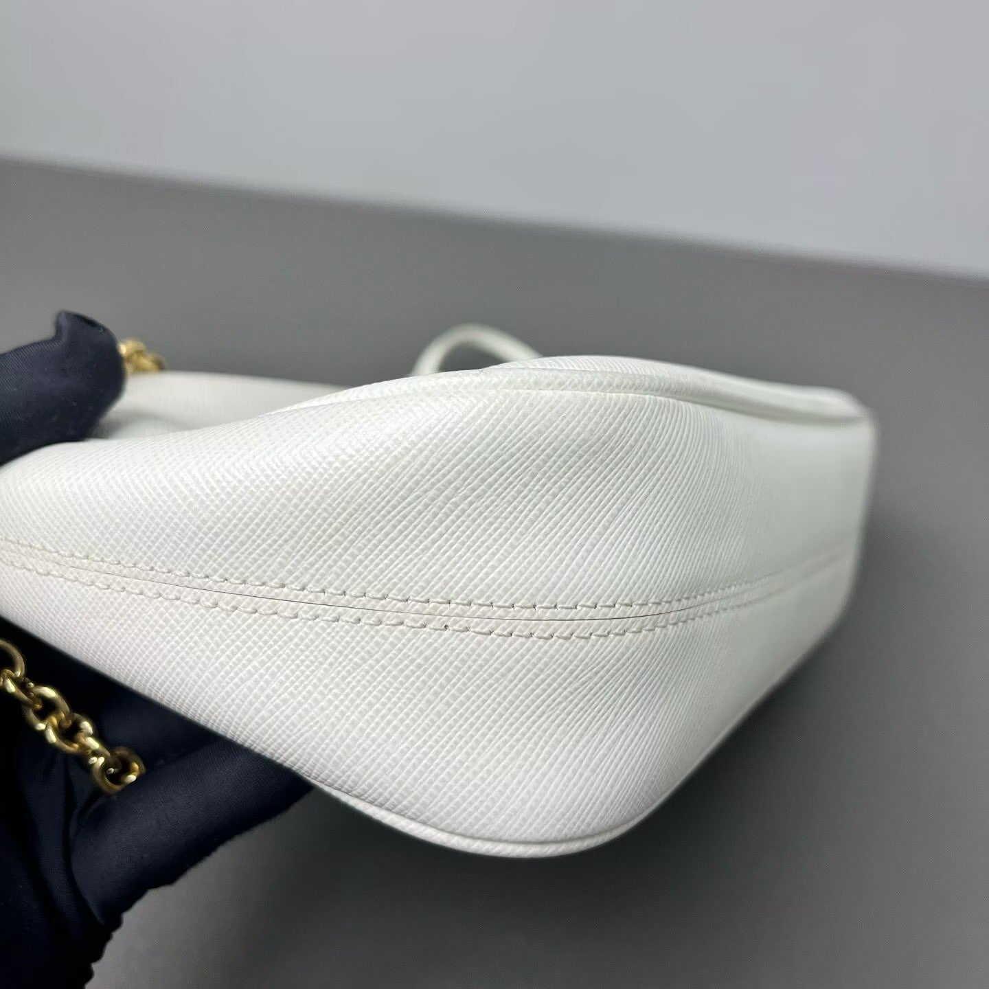 Prada - Re-Edition 2005 Hobo - Saffiano leather - White with Gold-Tone Hardware - (small)