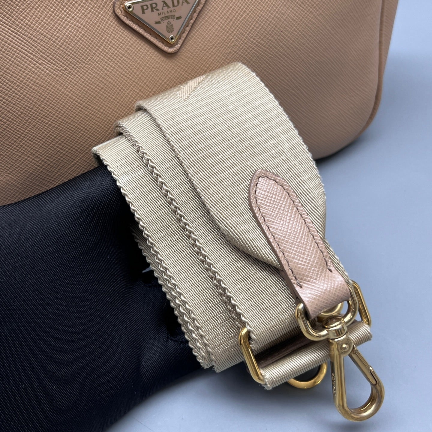 Prada - Re-Edition 2005 - Leather - Beige - (mini)
