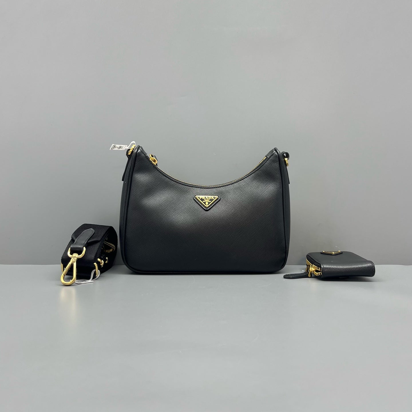 Prada - Re-Edition 2005 - Leather - Black - (mini)